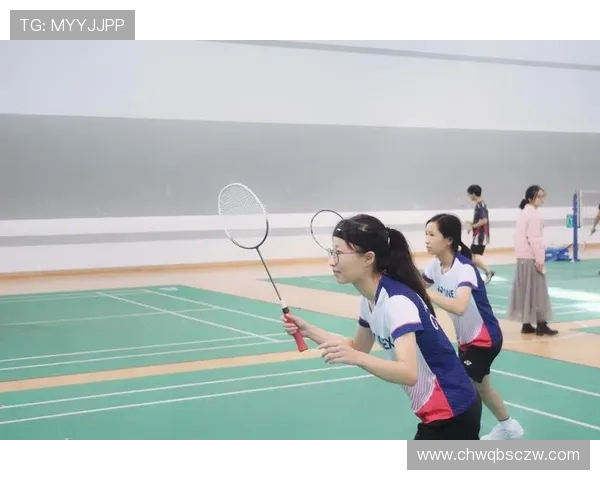 陈丽专访：从羽毛球新星到冠军之路的心路历程回顾